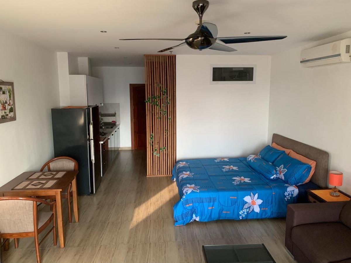 View Talay 5D Golf Apartment Патая Екстериор снимка