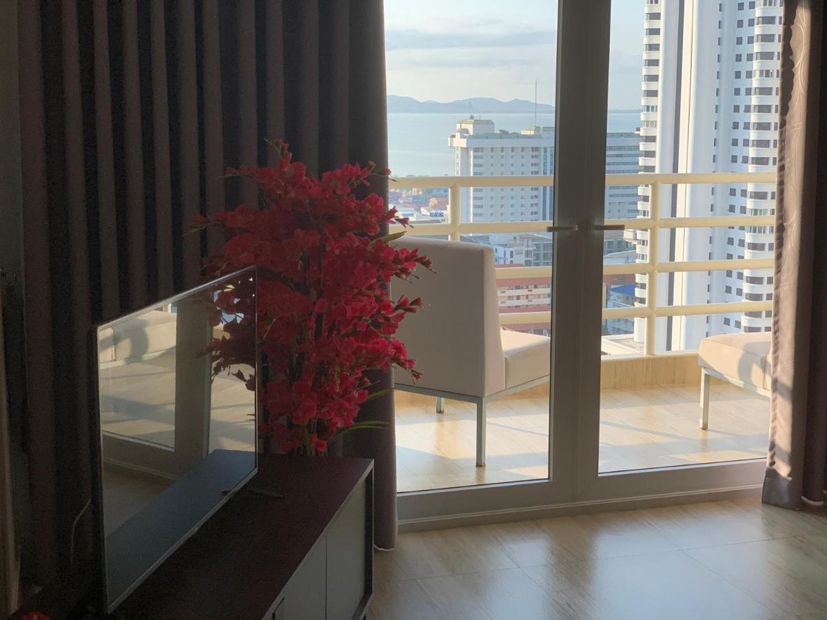 View Talay 5D Golf Apartment Патая Екстериор снимка